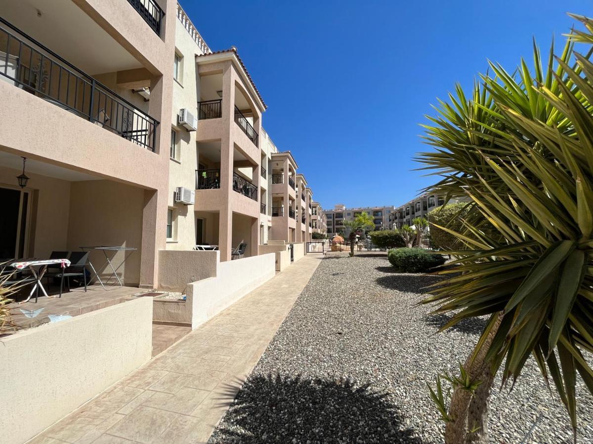Royal Seacrest Residence Paphos Exteriér fotografie